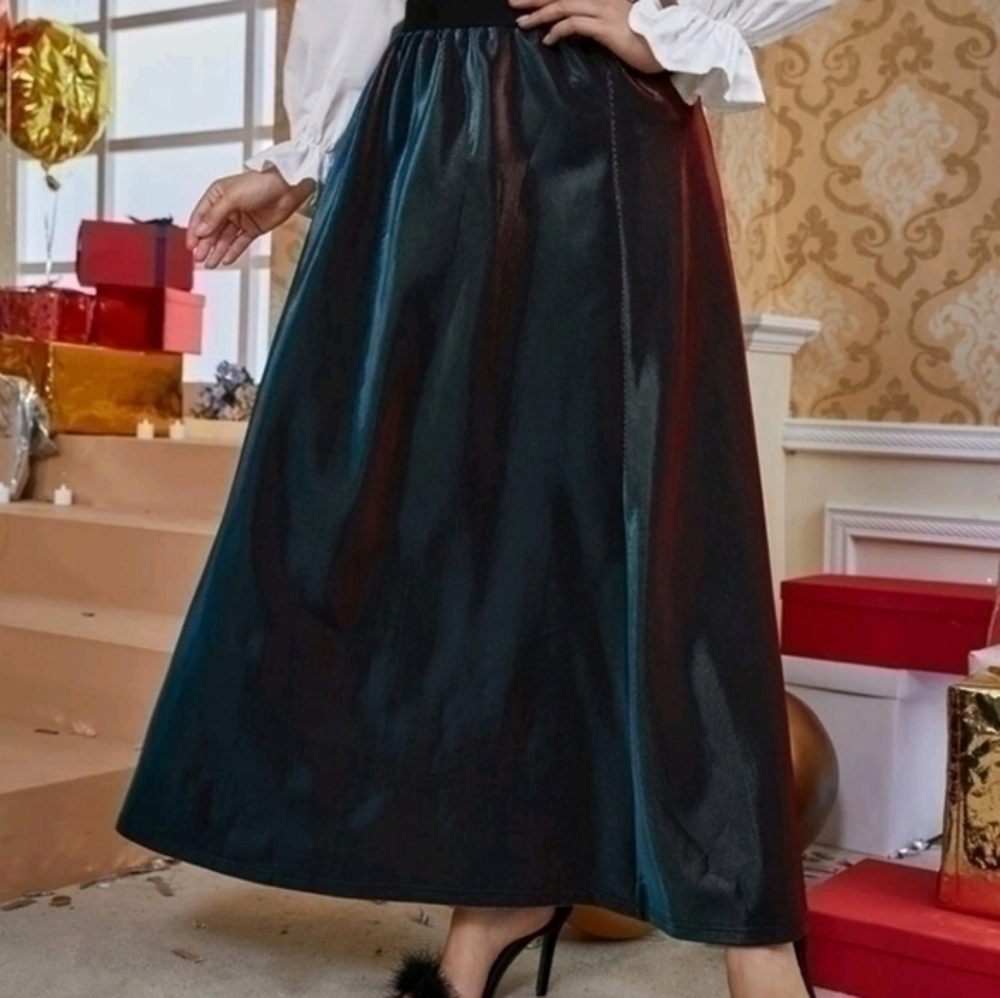 SHEIN HOLOGRAPHIC MAXI SKIRT SZ 3X - Picture 2 of 4